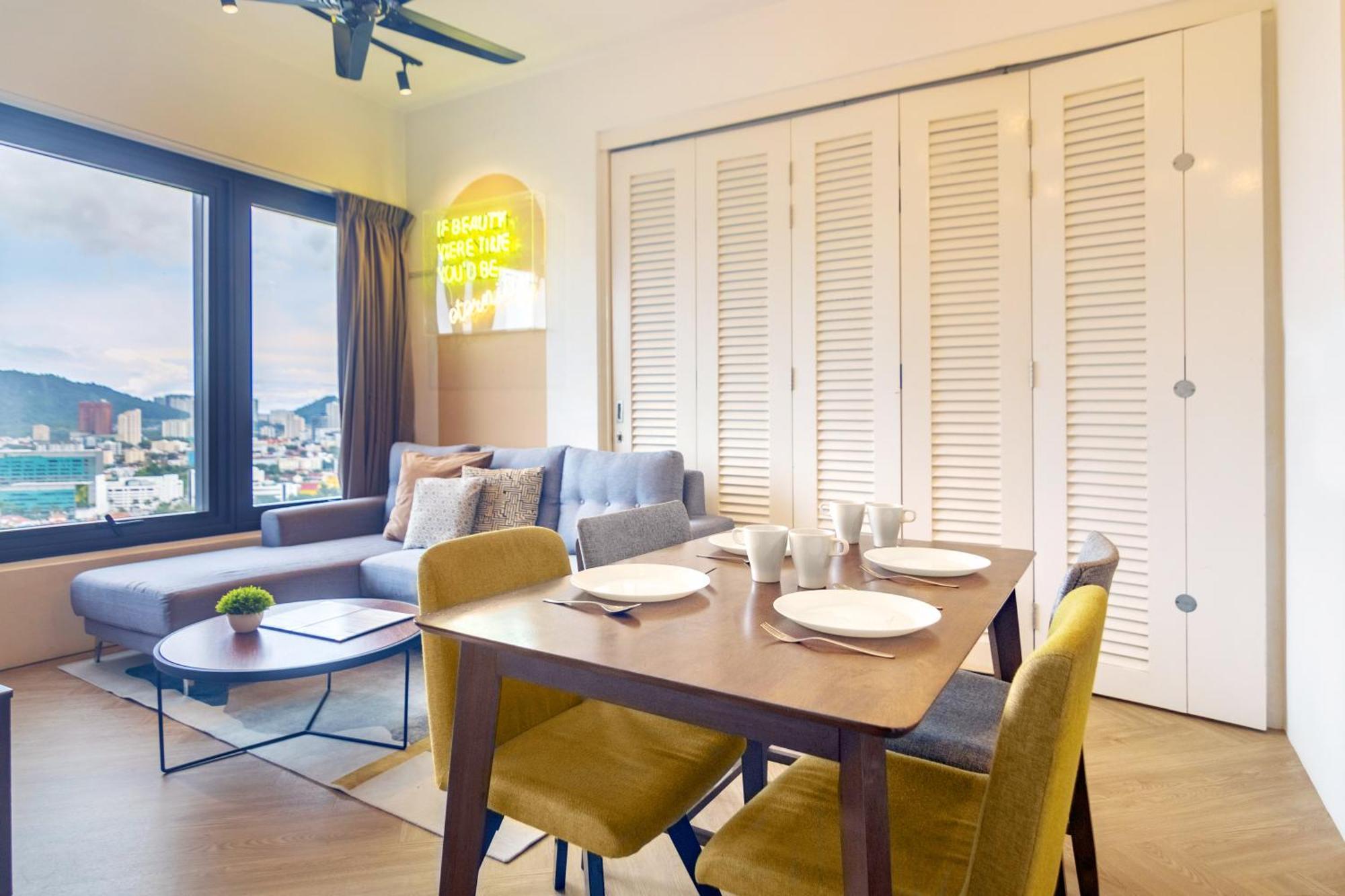 ❈ Tropicana 218 By Alv ❈ * George Town