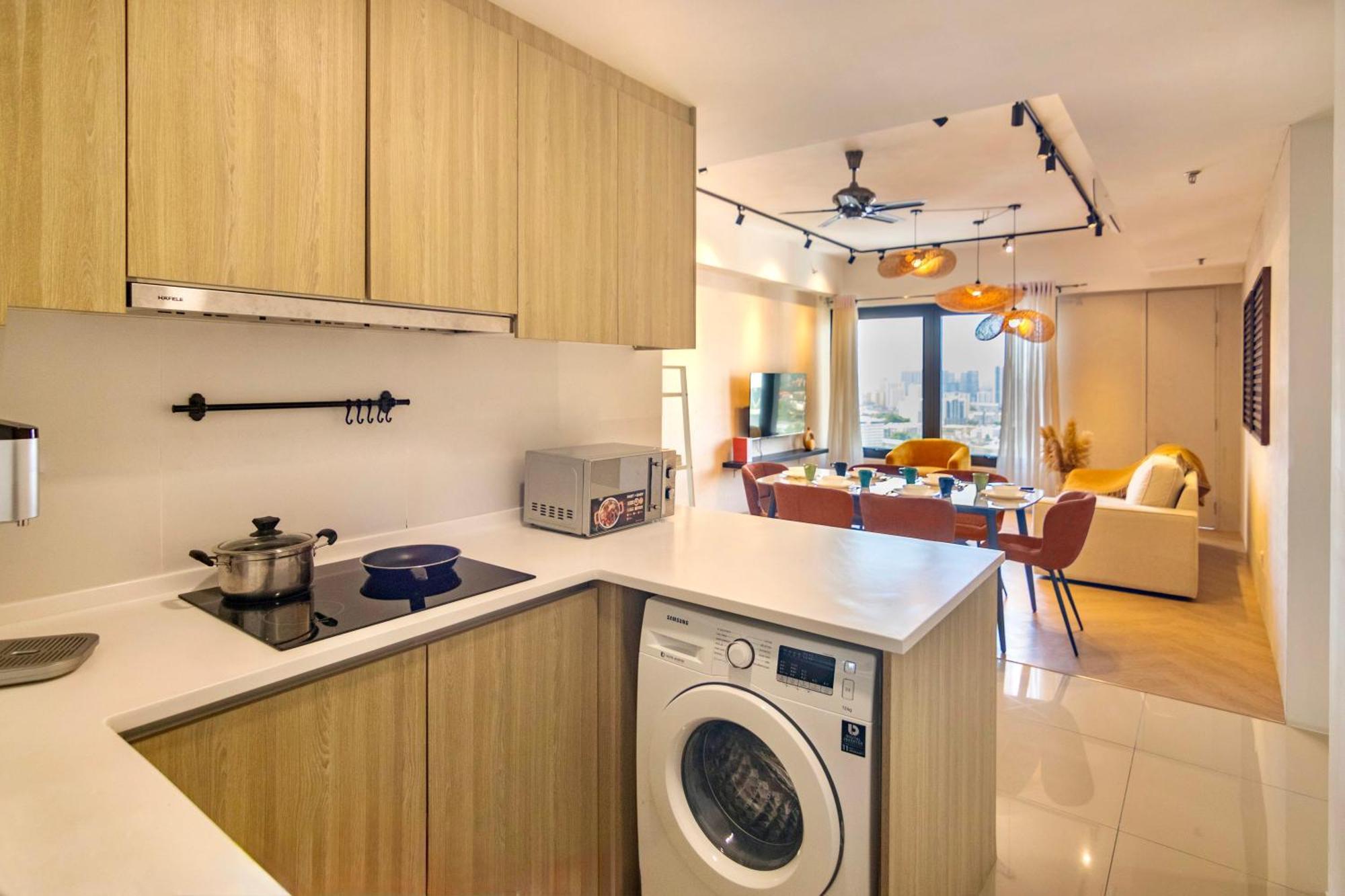 ❈ Tropicana 218 By Alv ❈ George Town